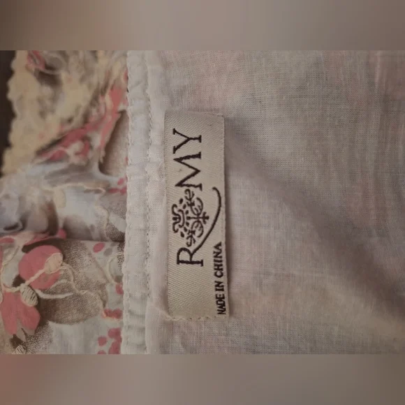 ROMY thin strap floral camisole tank top. Size L. Pink and white - Picture 11 of 12